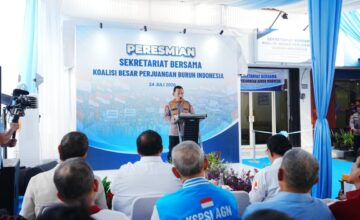 Kapolri Meresmikan Sekretariat Bersama Koalisi Besar Perjuangan Buruh Indonesia
