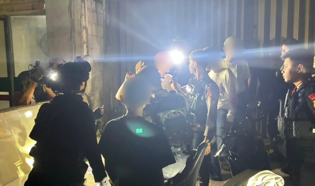 Brimob Polda Metro Jaya Bubarkan Balap Liar, Tujuh Motor Diamankan di Duren Sawit