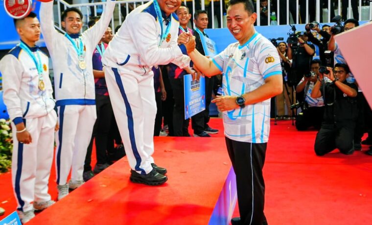 Kapolri Resmi Tutup Kejuaraan Bulu Tangkis Kapolri Cup 2026, Tegaskan Komitmen Polri Dukung Prestasi Atlet Nasional